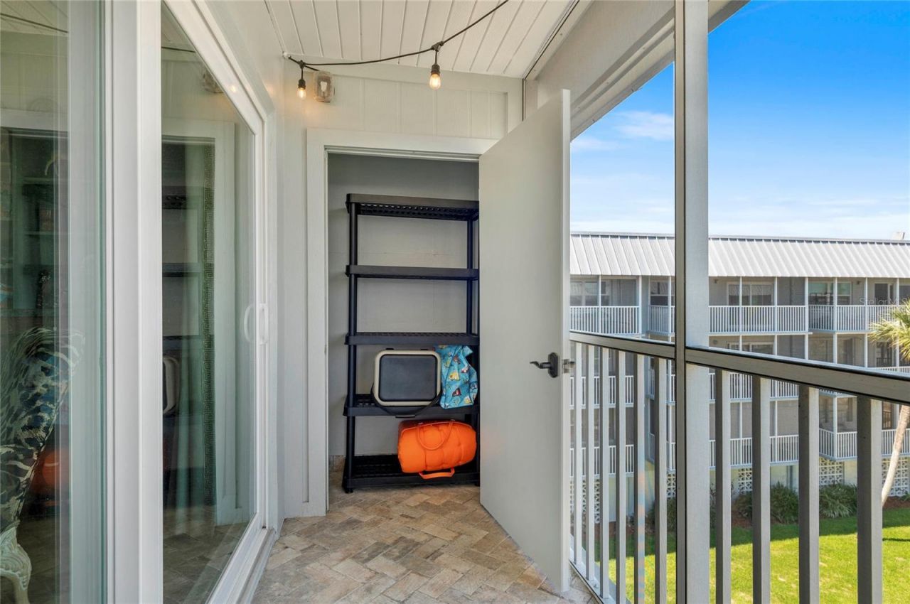 315 N Causeway, Unit C-402, New Smyrna Beach, FL 32169 Photo