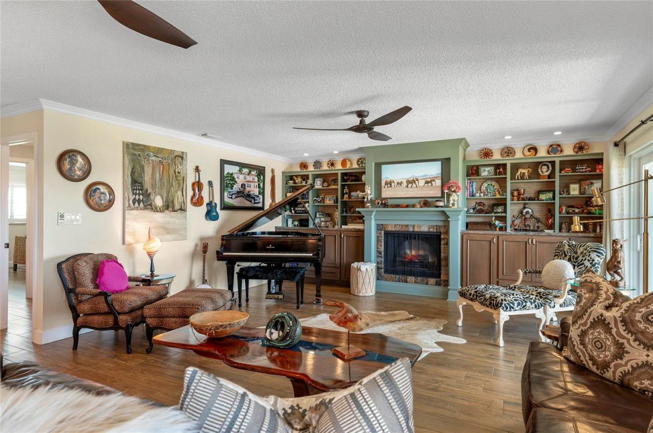 315 N Causeway, Unit C-402, New Smyrna Beach, FL 32169 Photo