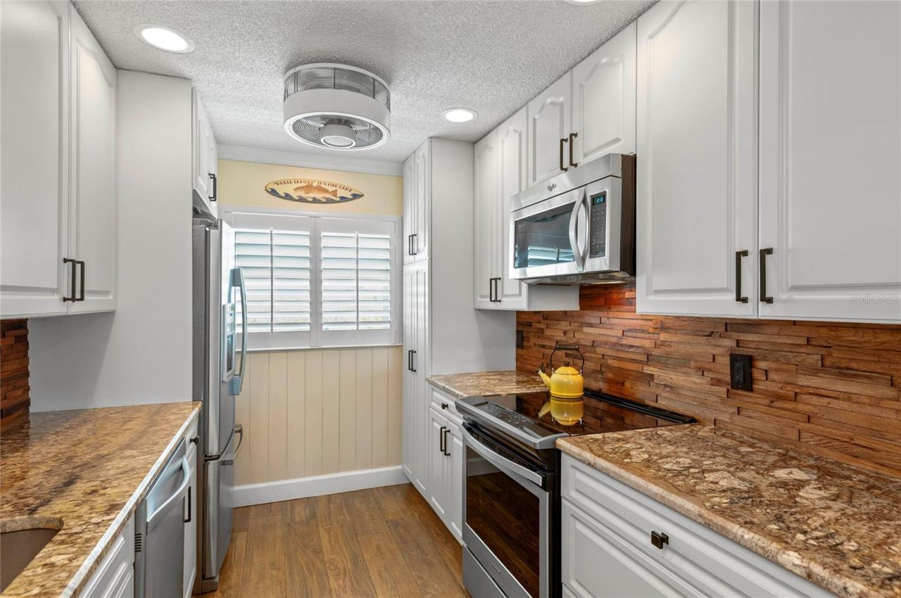 315 N Causeway, Unit C-402, New Smyrna Beach, FL 32169 Photo
