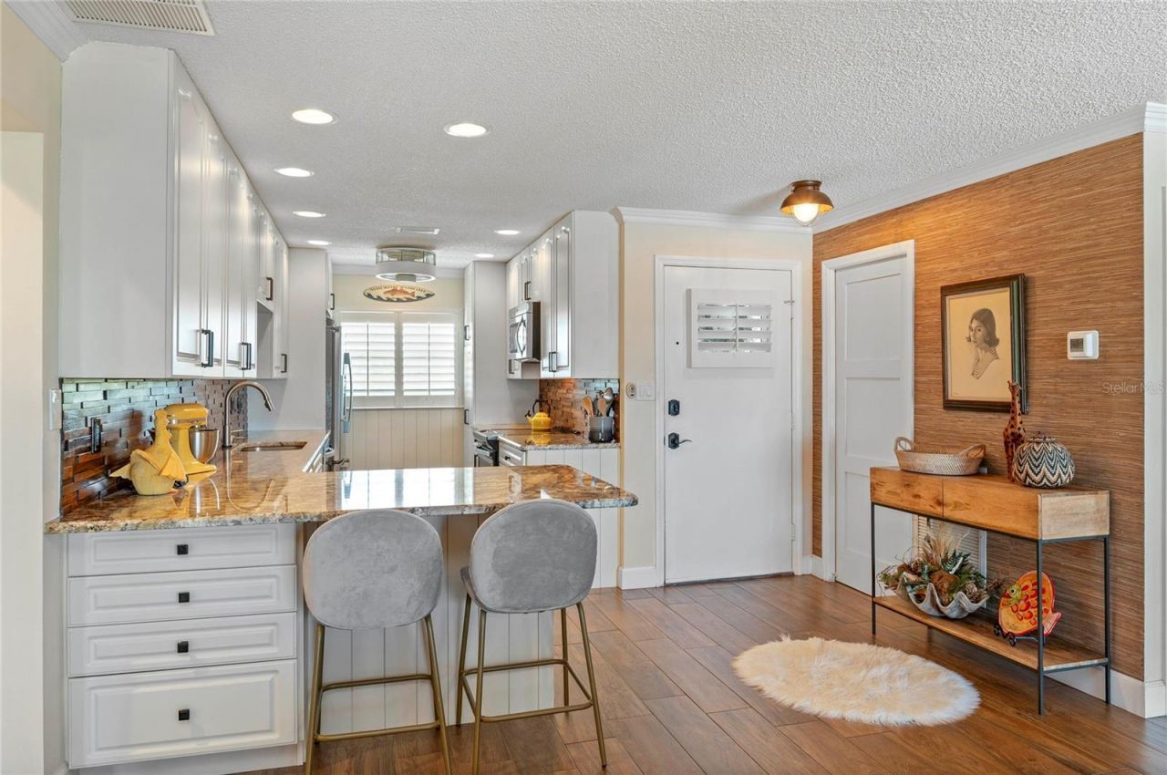 315 N Causeway, Unit C-402, New Smyrna Beach, FL 32169 Photo