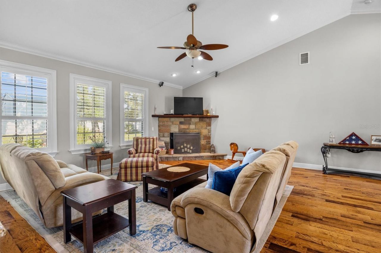 615 N Oak Avenue , Fort Meade, FL 33841 Photo