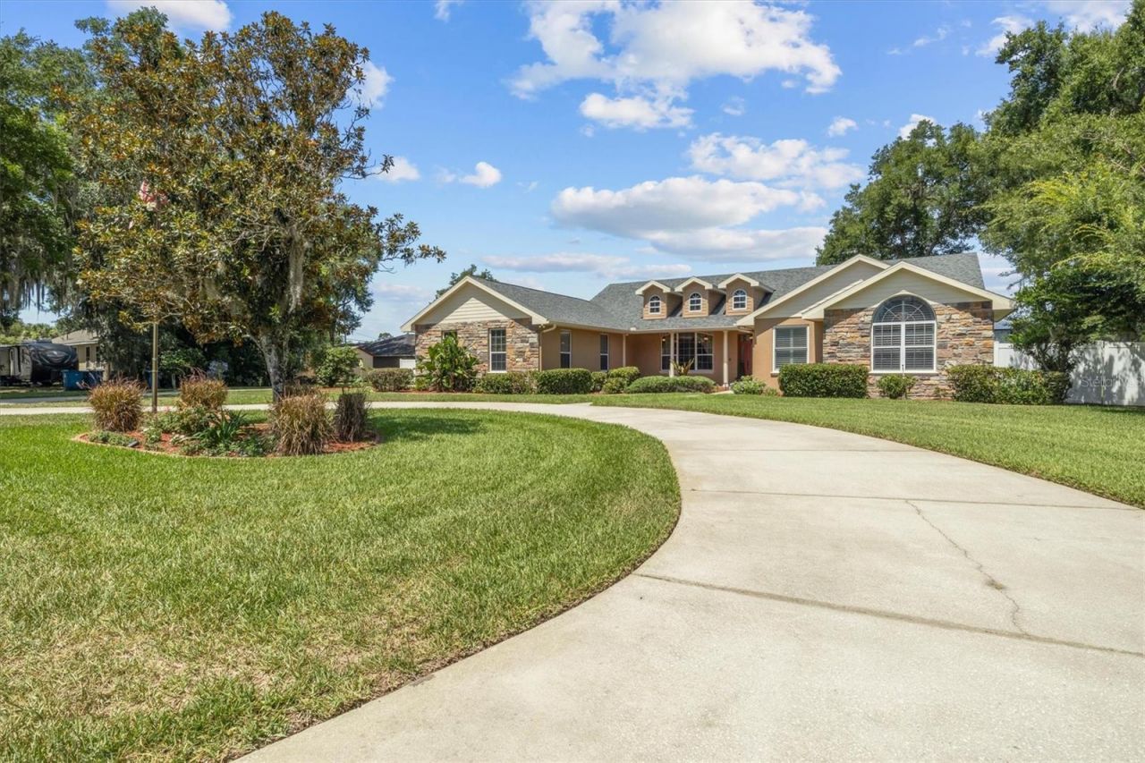 615 N Oak Avenue , Fort Meade, FL 33841 Photo