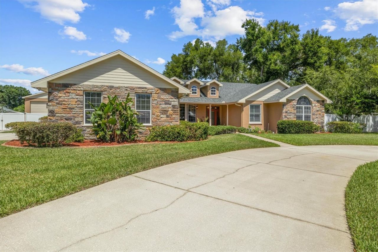 615 N Oak Avenue , Fort Meade, FL 33841 Photo