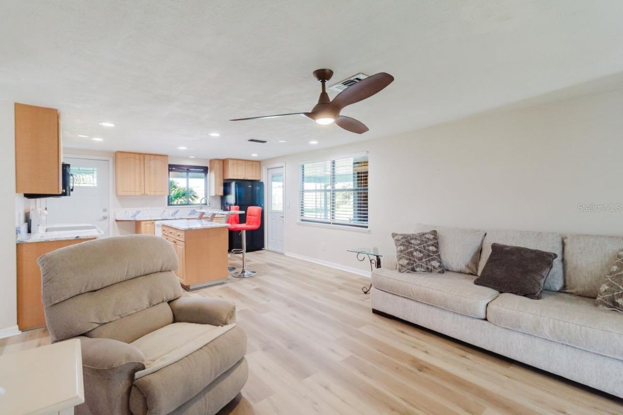 96 New York Avenue, Dunedin, FL 34698 Photo