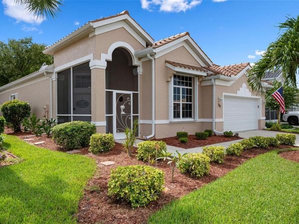 102 BRAEMAR AVENUE , VENICE, FL 34293