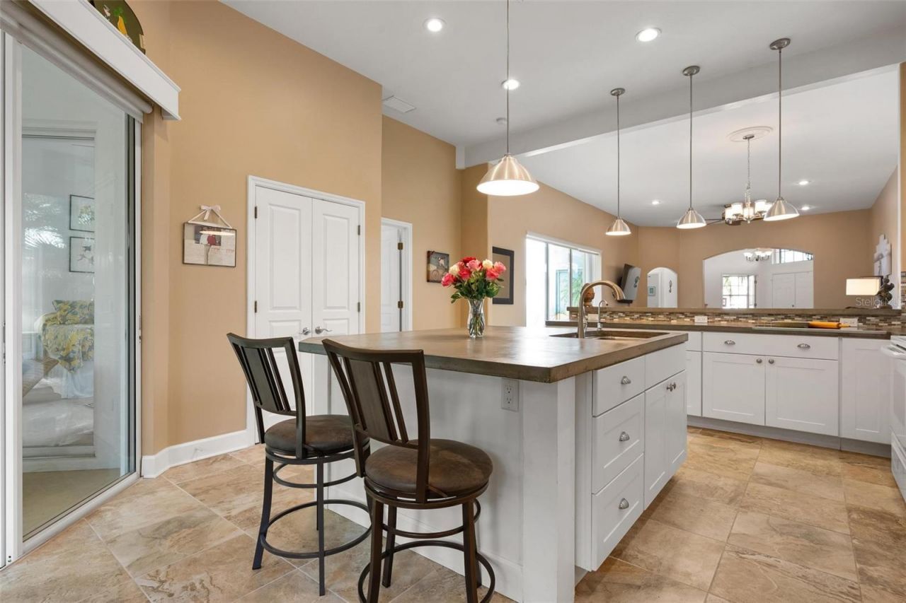 102 Braemar Avenue, Venice, FL 34293 Photo
