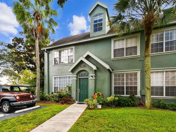 9064 LAKE CHASE ISLAND WAY , TAMPA, FL 33626