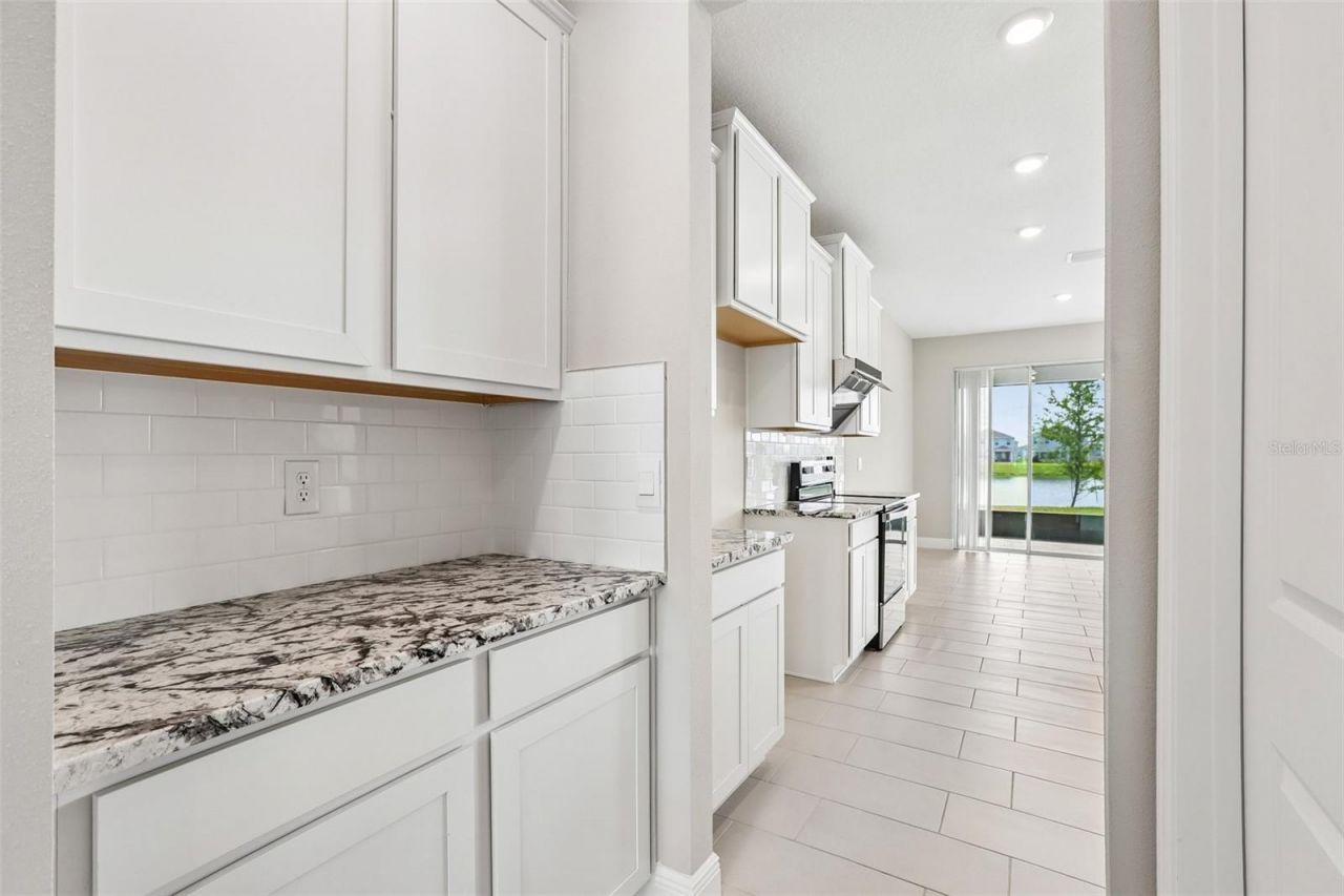 327 Mangrove Manor Drive , Apollo Beach, FL 33572 Photo