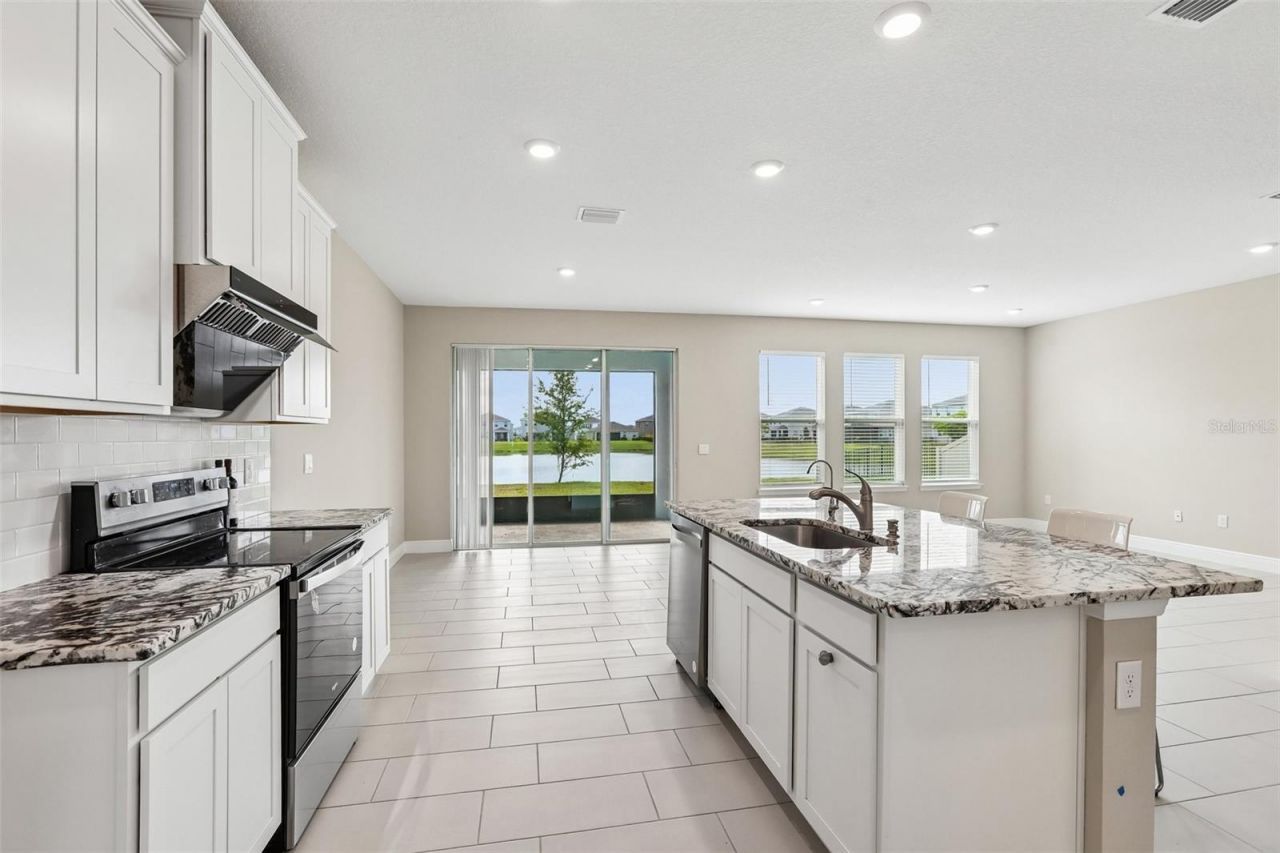 327 Mangrove Manor Drive , Apollo Beach, FL 33572 Photo