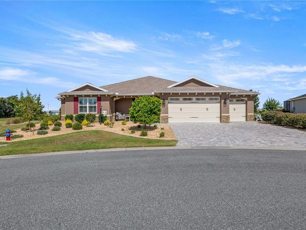 8477 SW 93RD CIRCLE , OCALA, FL 34481