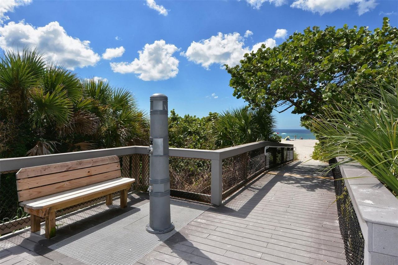 515 Rousseau Drive , Nokomis, FL 34275 Photo
