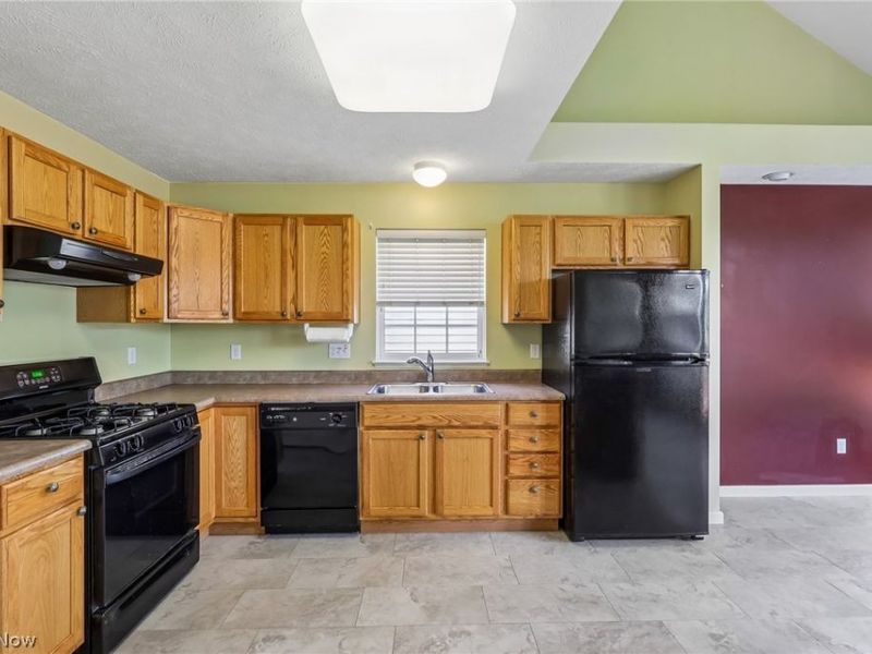 385 Deep Creek Circle , Northfield Center, OH 44067 Photo 17