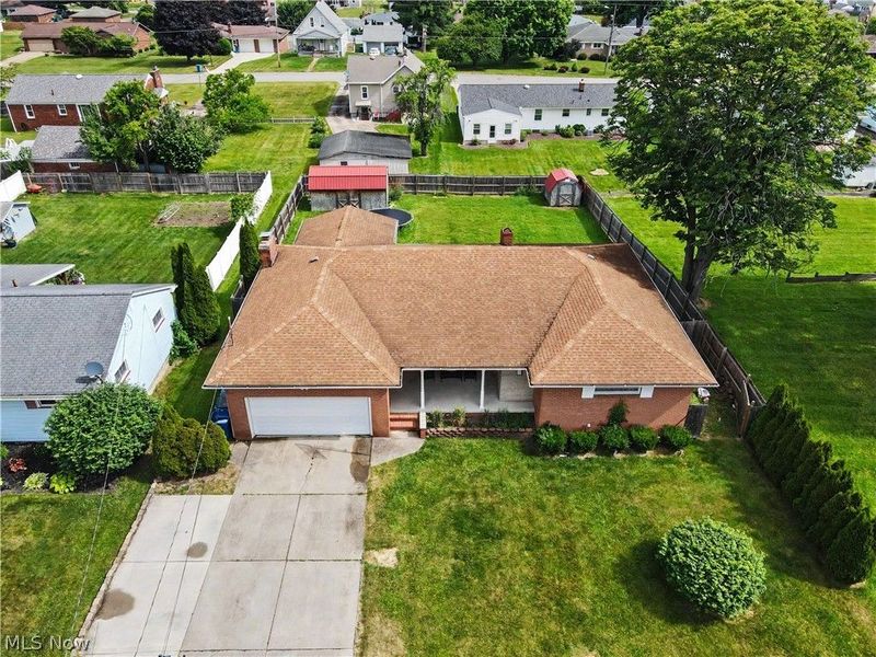 577 Geneva Avenue, Struthers, OH 44471 Photo 2