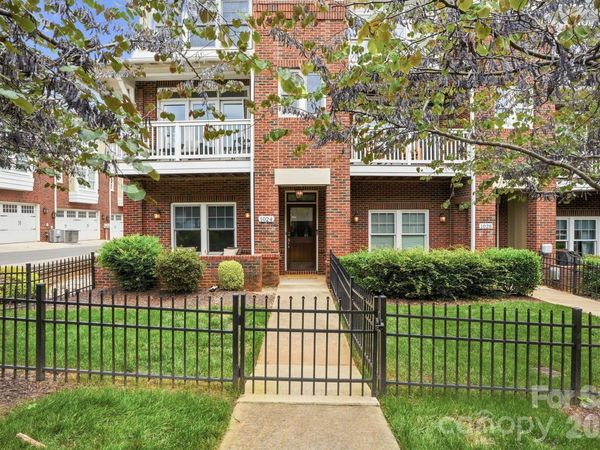 1024 Wesley Park Lane, Charlotte, NC 28208