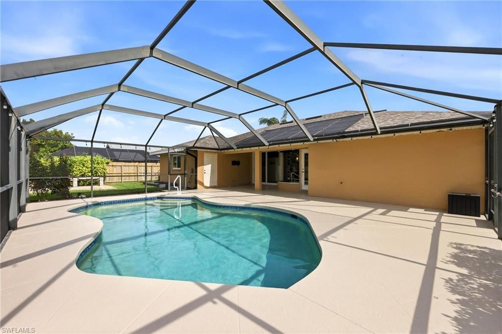 10069 Boca Cir, Naples, FL 34109 Photo