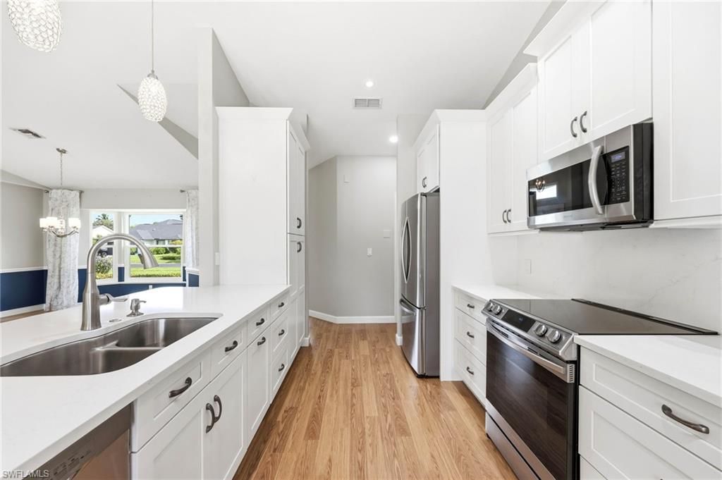 10069 Boca Cir, Naples, FL 34109 Photo