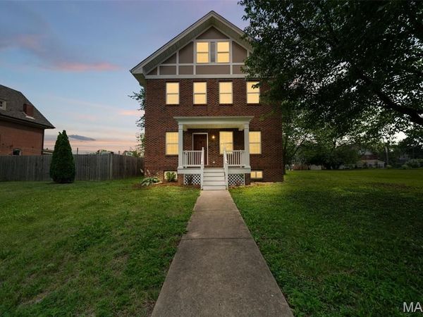 5972 Cates Avenue, St Louis, MO 63112