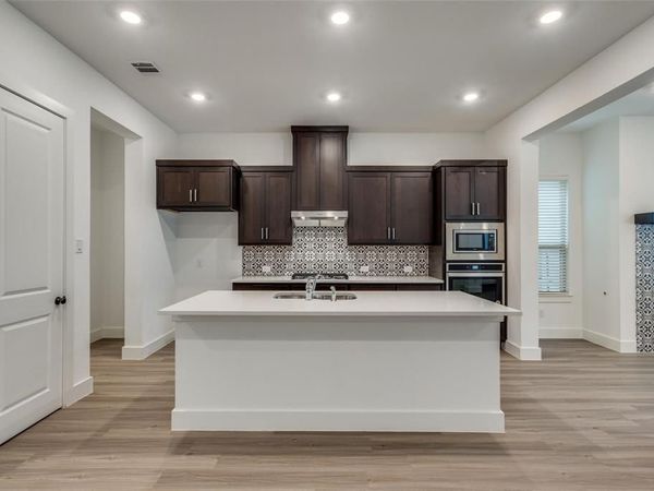 5411 Grand Avenue, Sachse, TX 75048