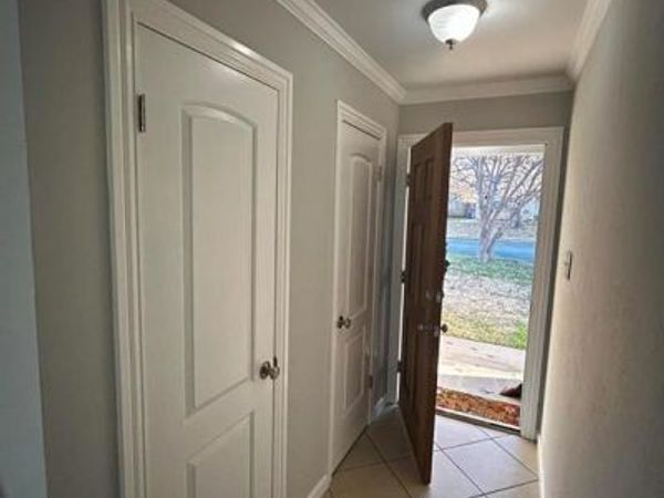 602 Janann Street , Euless, TX 76039