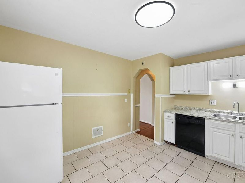 8546 Darnell Avenue, Cincinnati, OH 45236 Photo 10