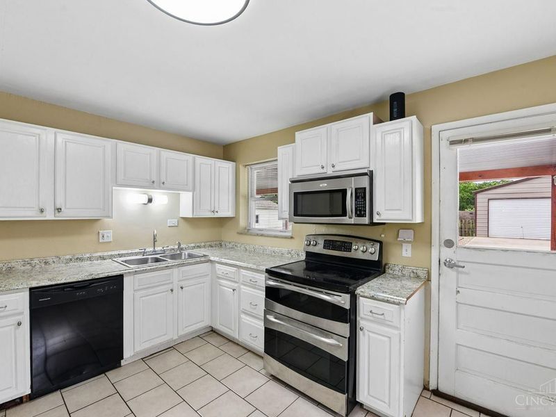 8546 Darnell Avenue, Cincinnati, OH 45236 Photo 8