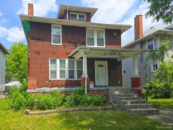 199 Massachusetts Street , Highland Park, MI 48203