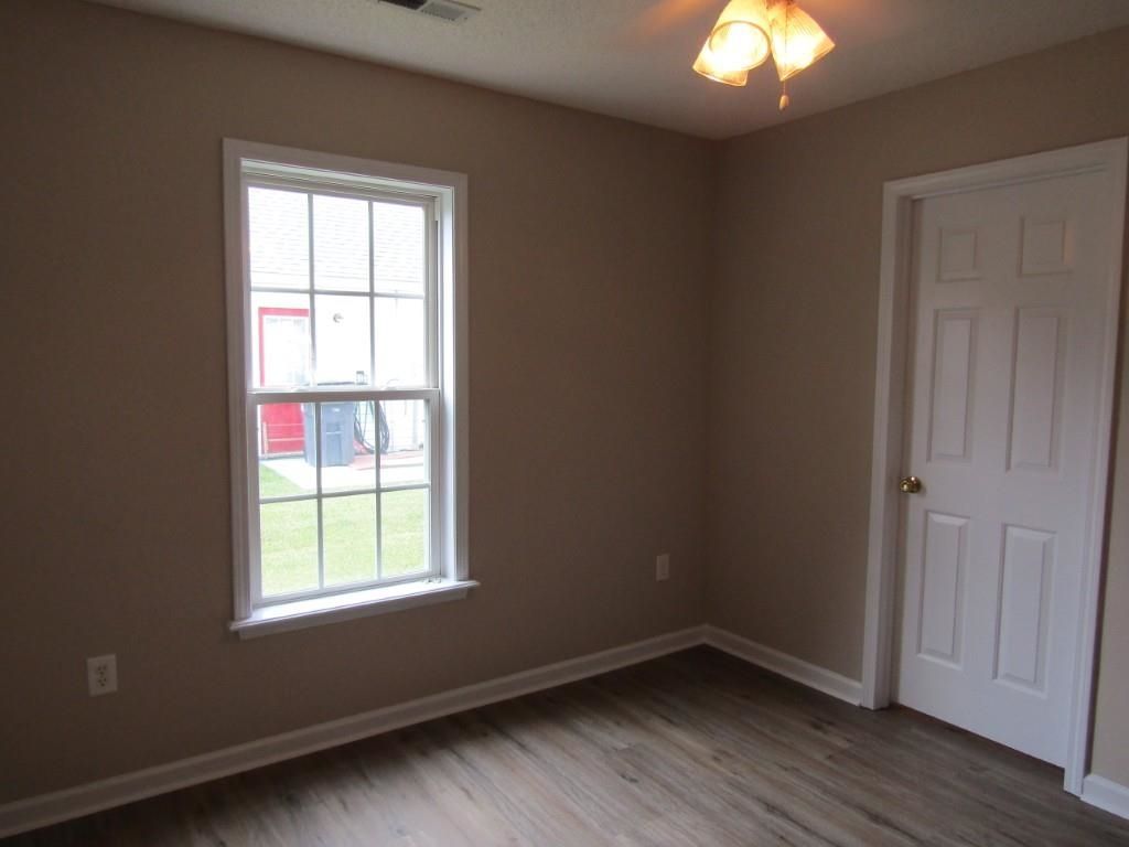 2208 Seaford Dr.  Photo 17