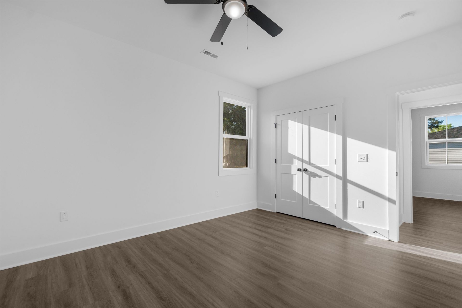 210 N Morgan Ave.  Photo 20