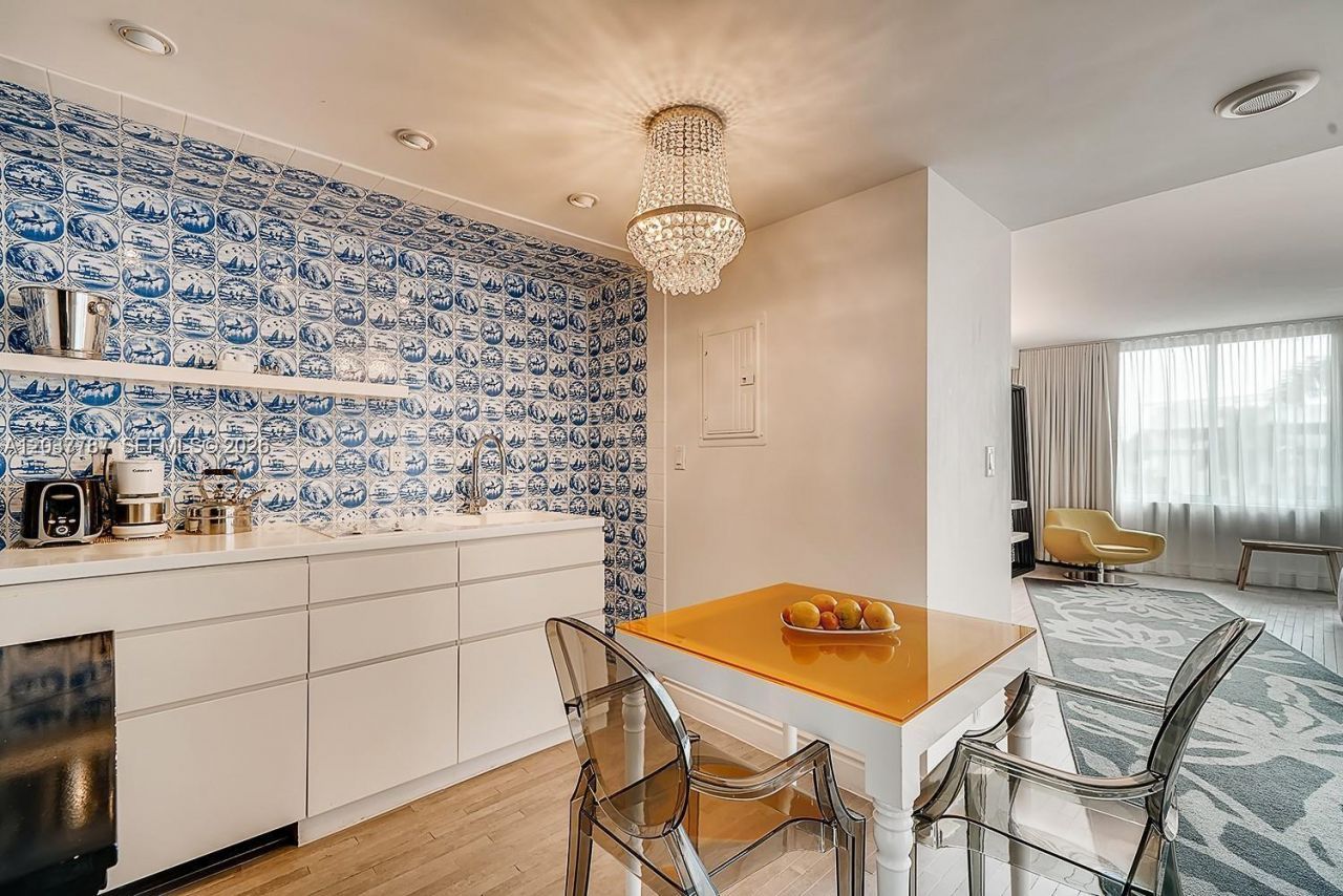 1100 West Ave, Unit 525, Miami Beach, FL 33139 Photo