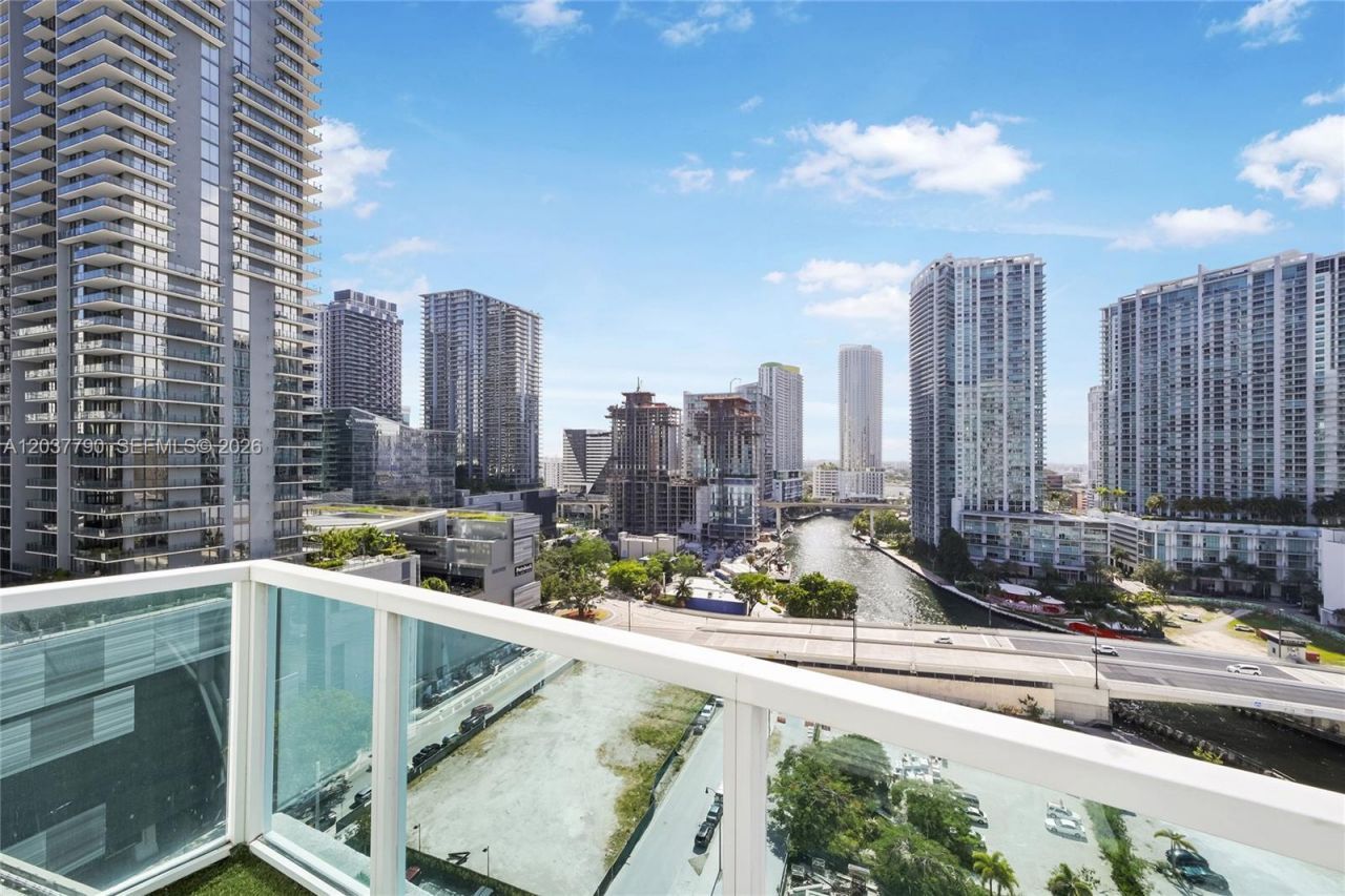 41 SE 5th St, Unit 1116, Miami, FL 33131 Photo