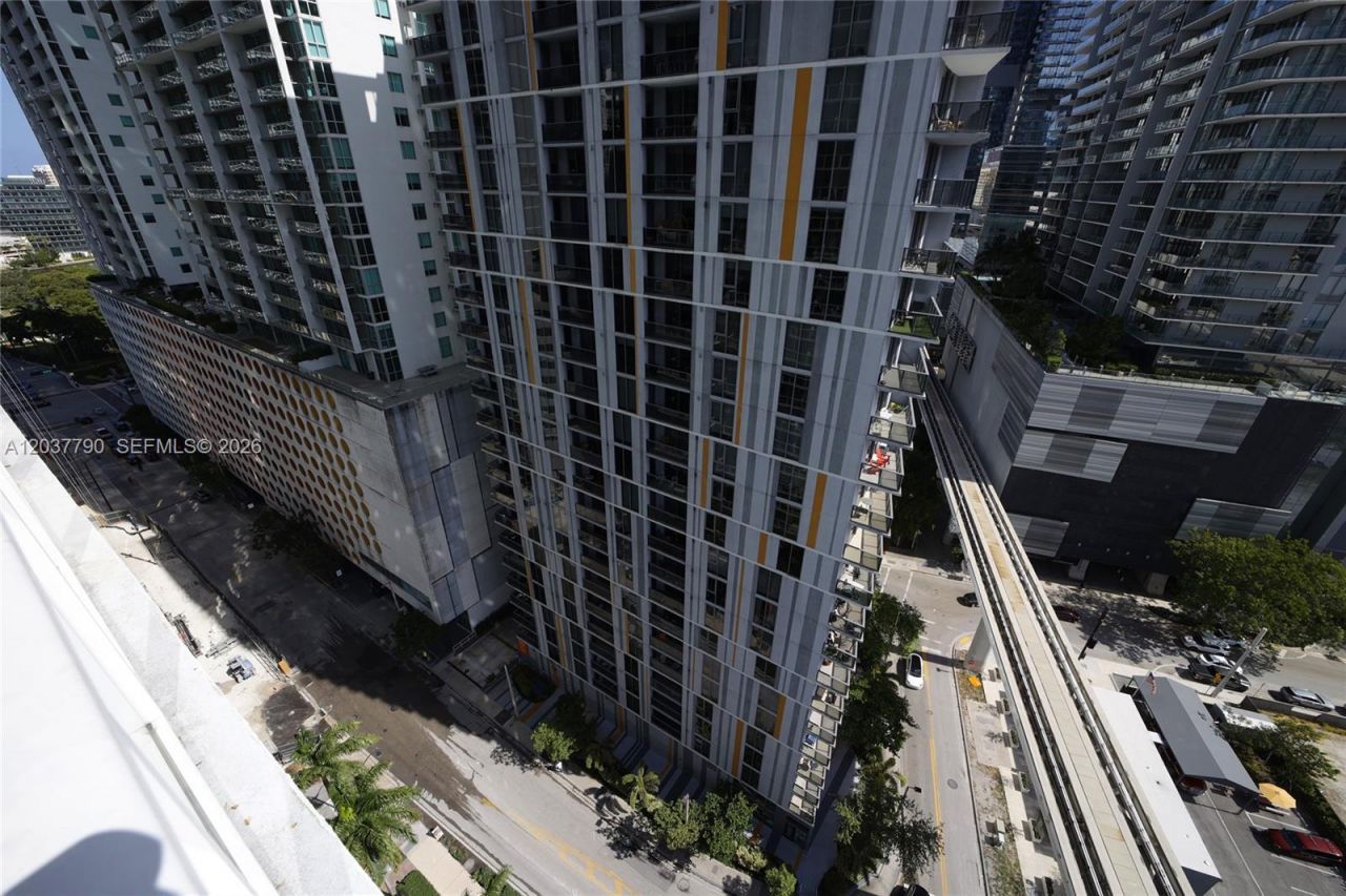41 SE 5th St, Unit 1116, Miami, FL 33131 Photo
