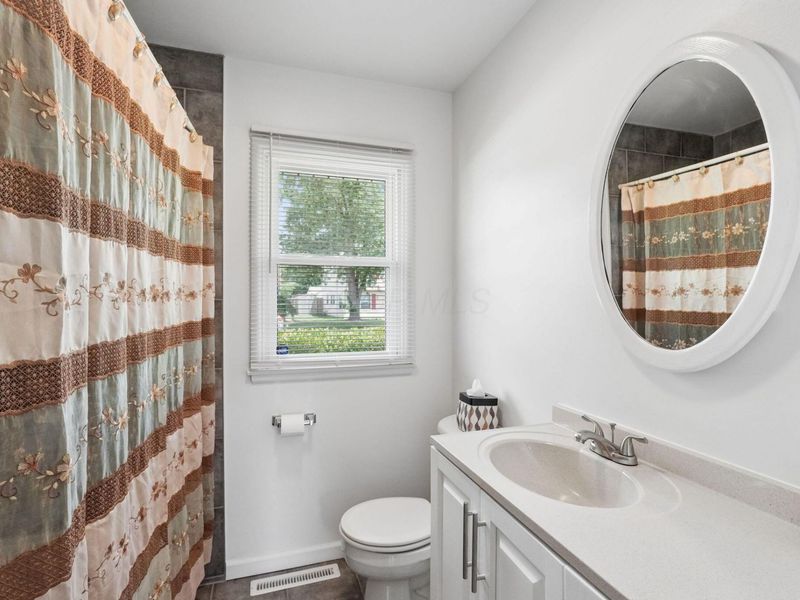 263 Carilla Lane , Columbus, OH 43228 Photo 19