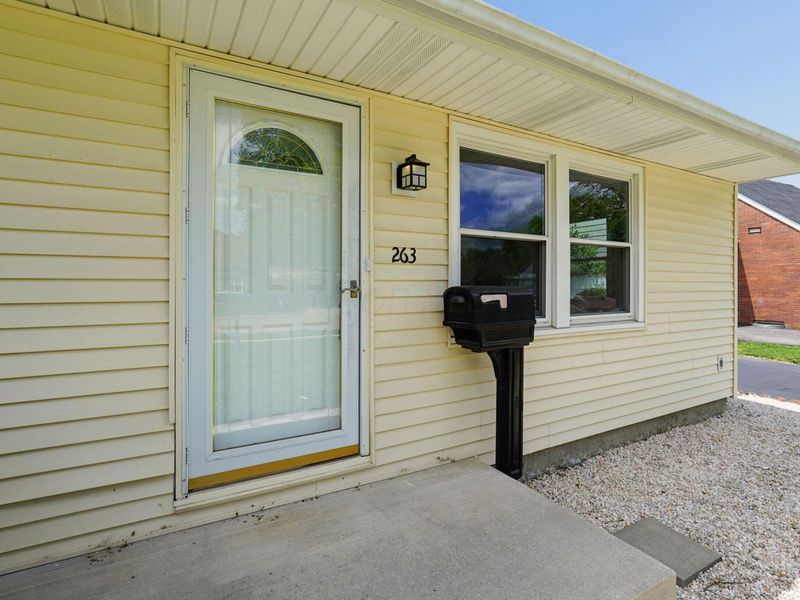 263 Carilla Lane , Columbus, OH 43228 Photo 4
