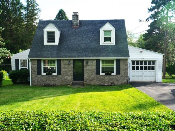5735 Walker Road , Utica, NY 13502