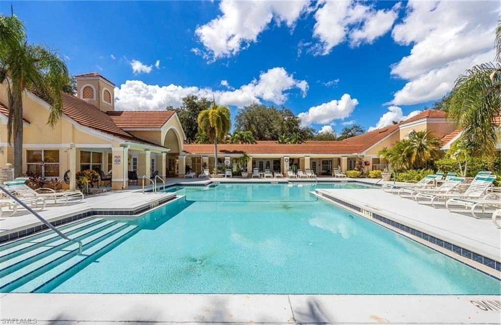 12591 Equestrian Cir, Unit 1210, Fort Myers, FL 33907 Photo