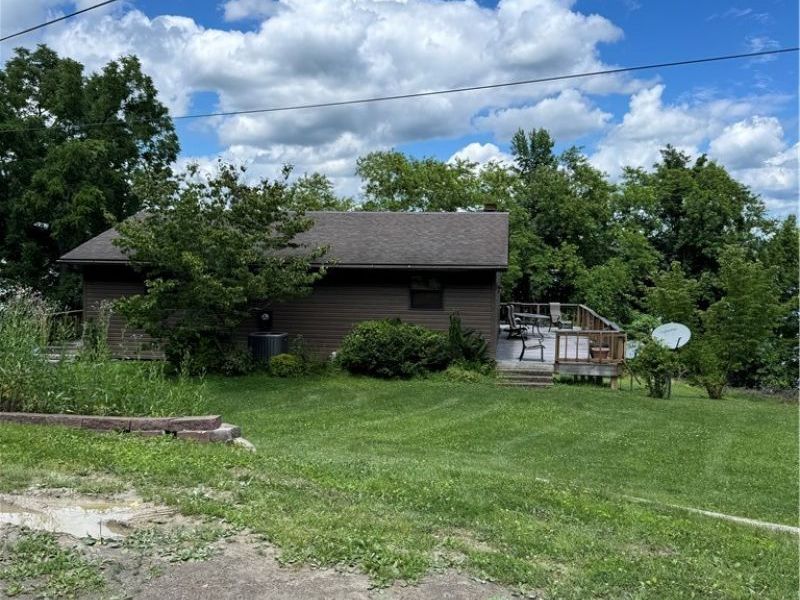 201 Noble Cottage Lane, Senecaville, OH 43780 Photo 6