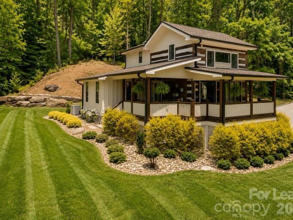 54 Holland Drive, Columbus, NC 28722