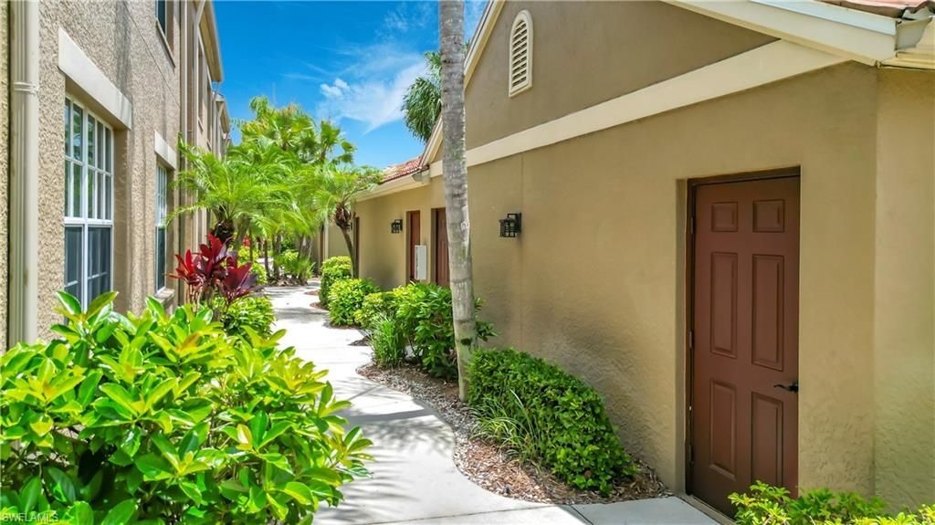 20071 Seagrove St, Unit 1001, Estero, FL 33928 Photo