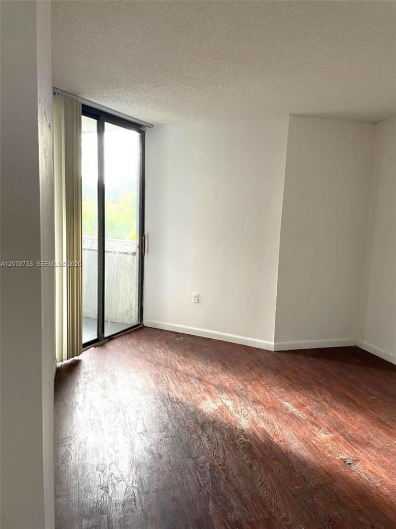 8255 SW 152nd Ave , Unit E-405, Miami, FL 33193 Photo