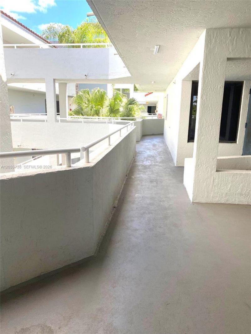 8255 SW 152nd Ave , Unit E-405, Miami, FL 33193 Photo