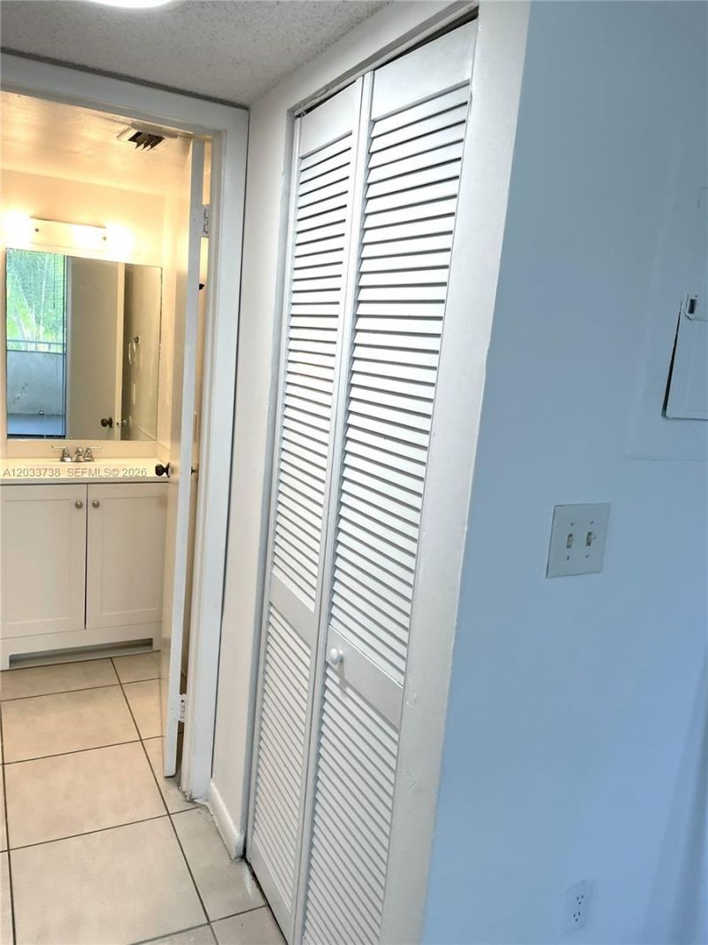 8255 SW 152nd Ave , Unit E-405, Miami, FL 33193 Photo
