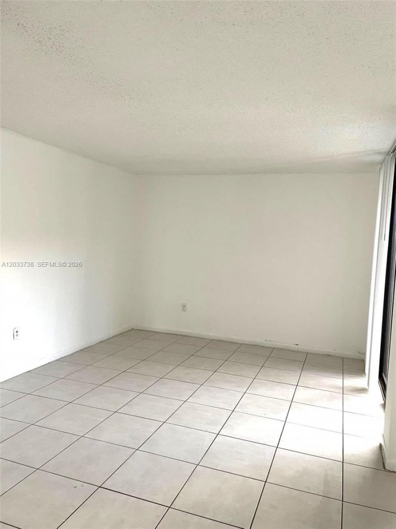 8255 SW 152nd Ave , Unit E-405, Miami, FL 33193 Photo