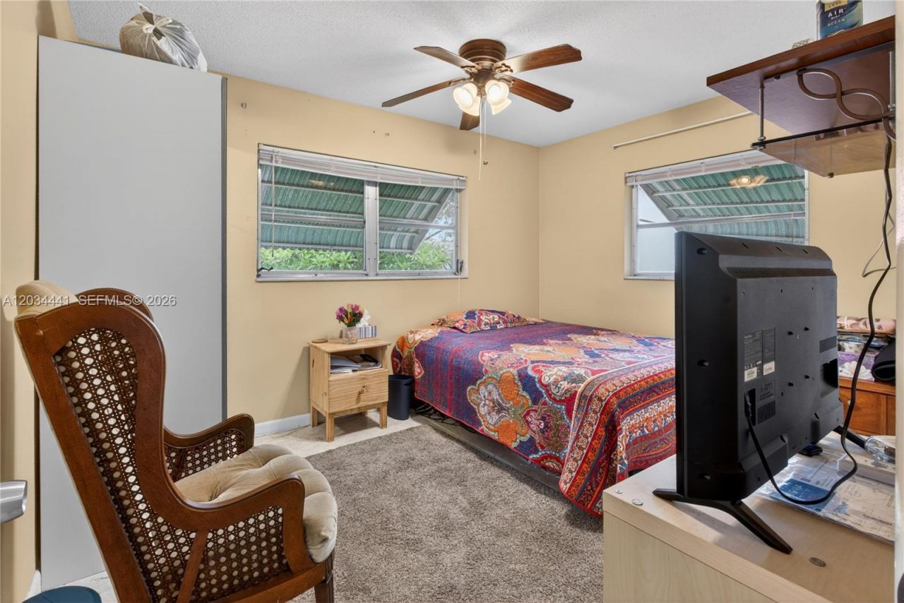 4271 NW 49th Ter , Lauderdale Lakes, FL 33319 Photo