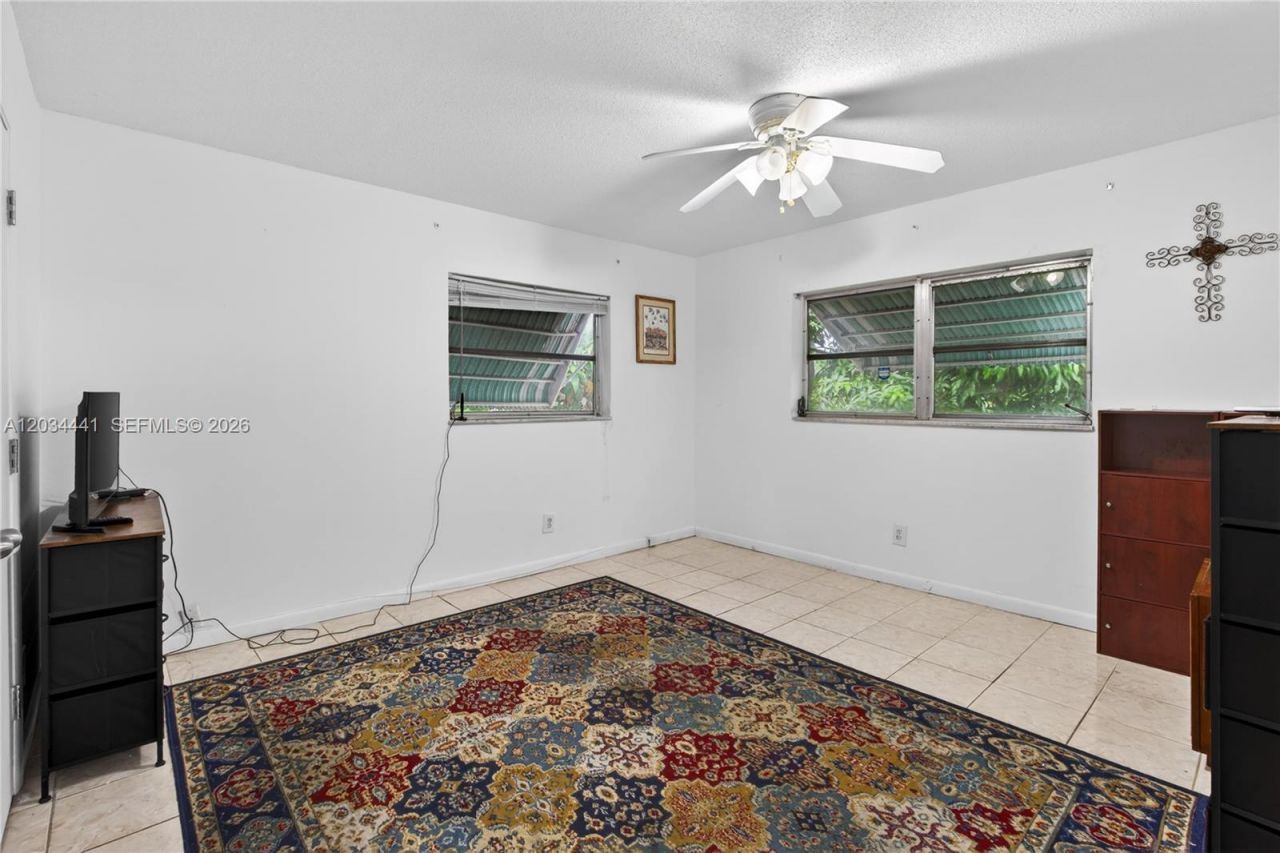 4271 NW 49th Ter , Lauderdale Lakes, FL 33319 Photo
