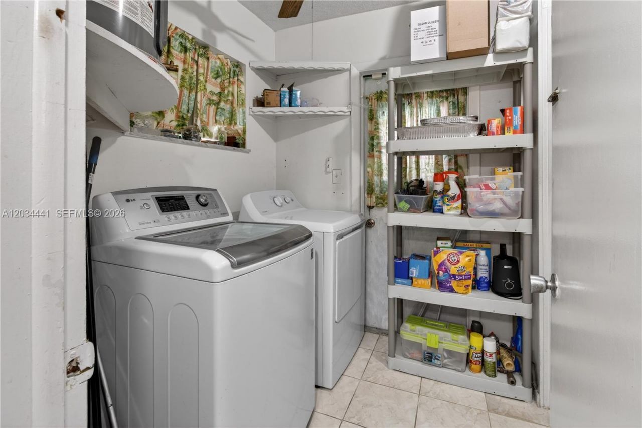 4271 NW 49th Ter , Lauderdale Lakes, FL 33319 Photo