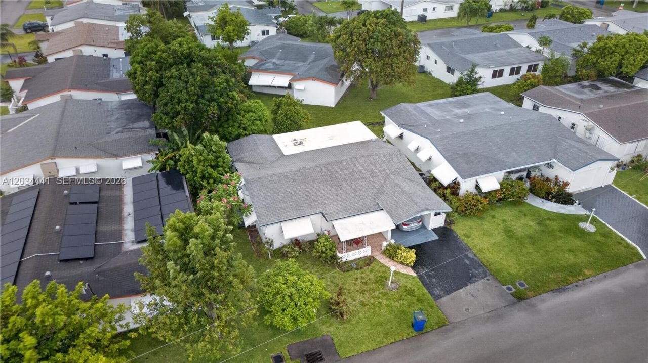 4271 NW 49th Ter , Lauderdale Lakes, FL 33319 Photo