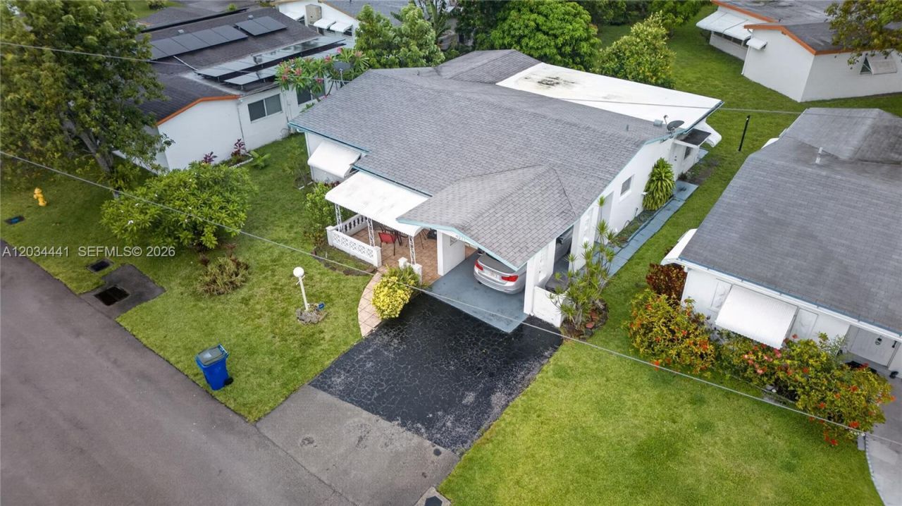 4271 NW 49th Ter , Lauderdale Lakes, FL 33319 Photo