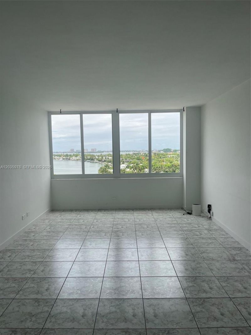 7441 Wayne Ave, Unit 8B, Miami Beach, FL 33141 Photo