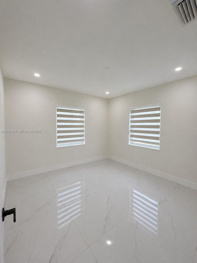 4240 SW 14th St , Miami, FL 33134 Photo