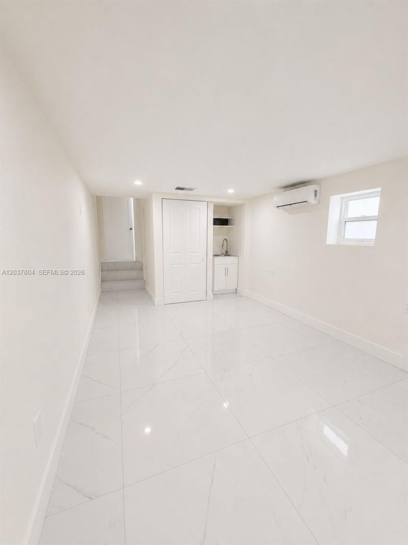 4240 SW 14th St , Miami, FL 33134 Photo